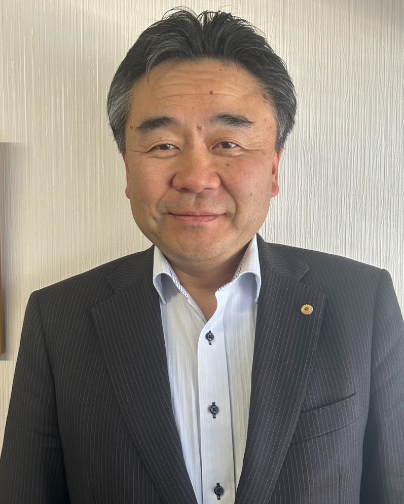 菊地 仁士　会長